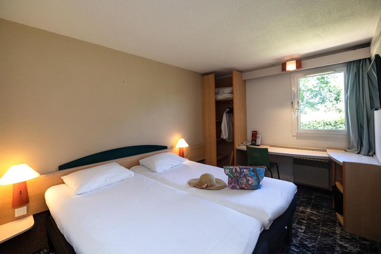 Hotel Ibis Autun Exterior foto